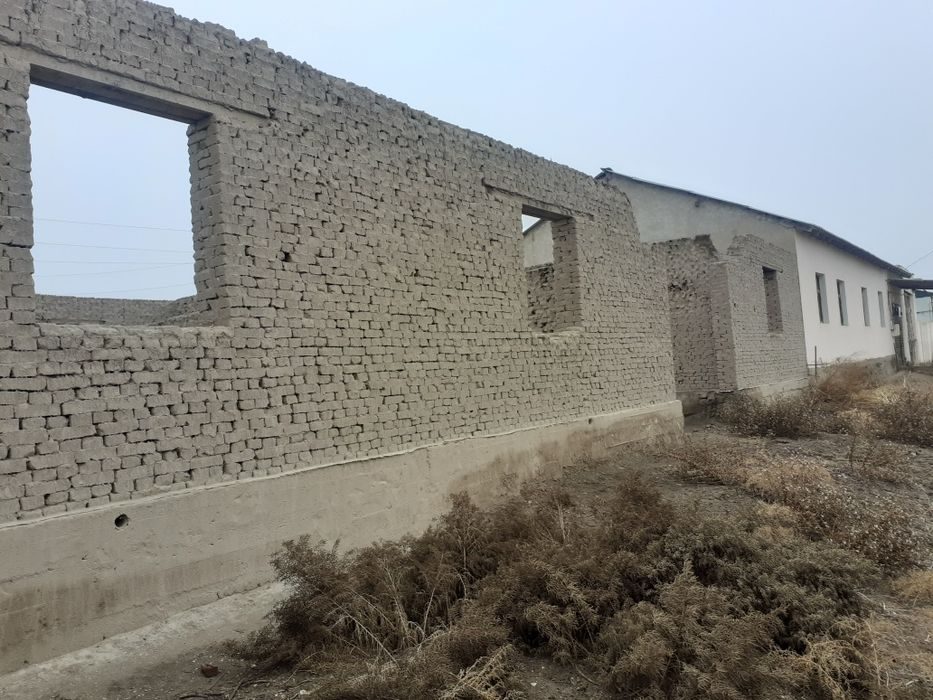 5-комнатный дом, 600 м², Нукус, на продажу