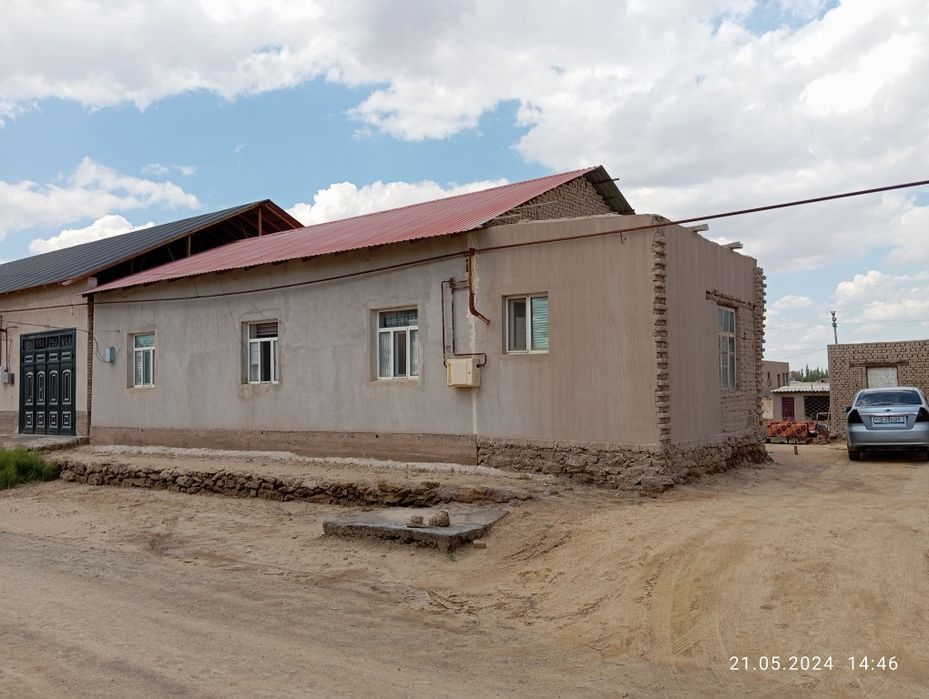 4-room house, 600 m², Nukus, for sale