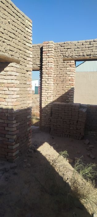 4-комнатный коттедж, 4 м², Нукус, на продажу