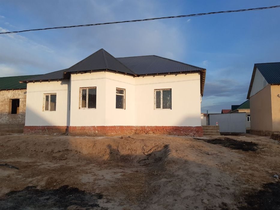 6-xonali uy, 600 m², Nukus, sotuvga