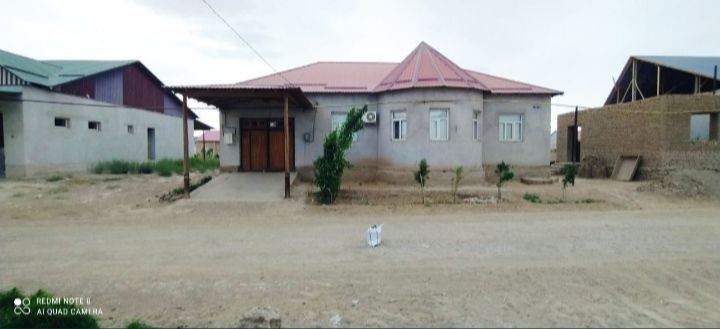 5-комнатная часть дома, 800 м², Нукус, на продажу