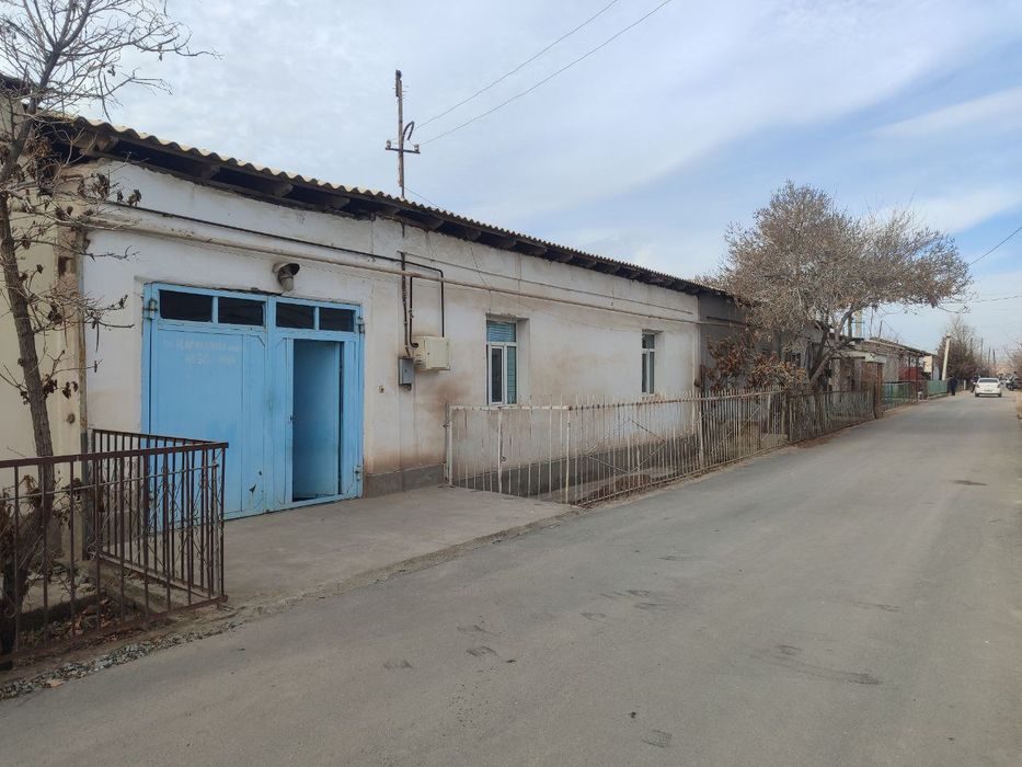 5-комнатная часть дома, 77777777 м², Нукус, на продажу