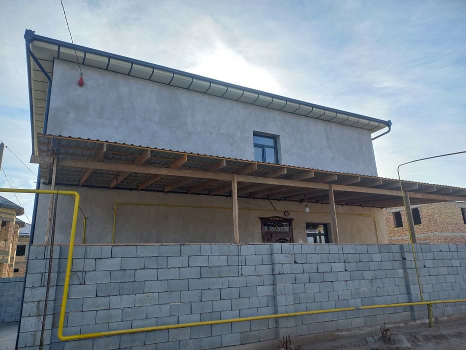 6-комнатный коттедж, 400 м², Нукус, на продажу