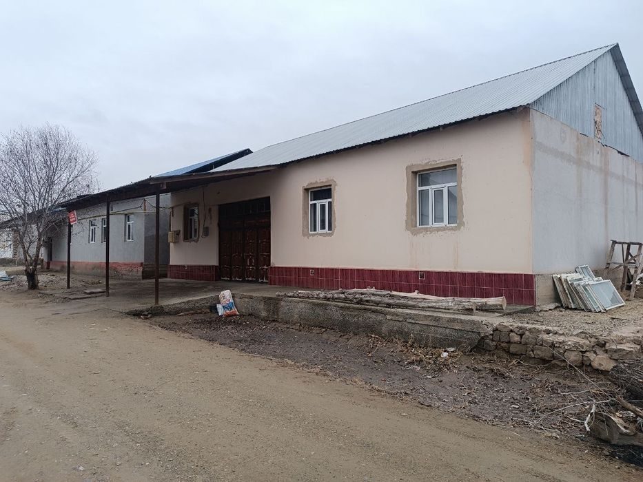 7-комнатная дача, 600 м², Нукус, на продажу