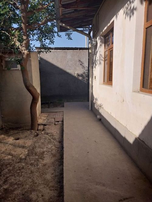 3-xonali kvartira, 150 m²