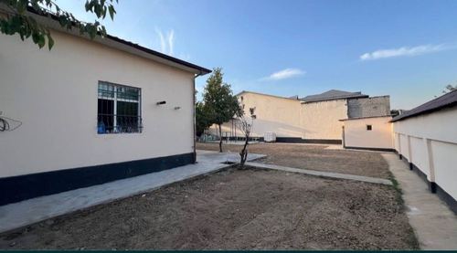 4-комнатный дом, 600 м²