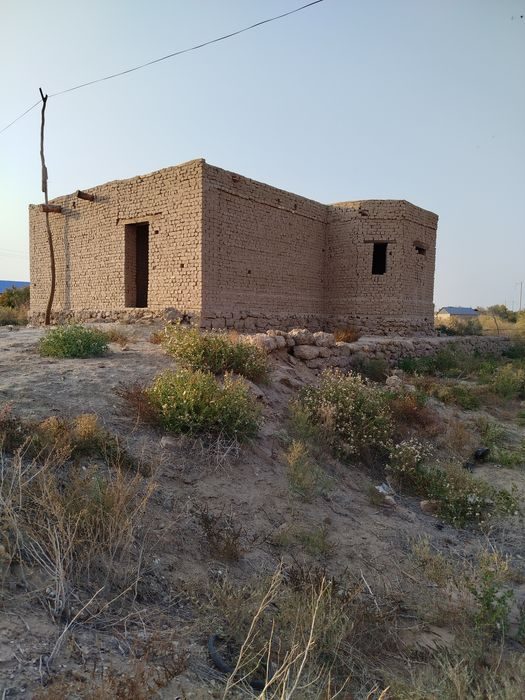 3-комнатный дом, 600 м², Нукус, на продажу