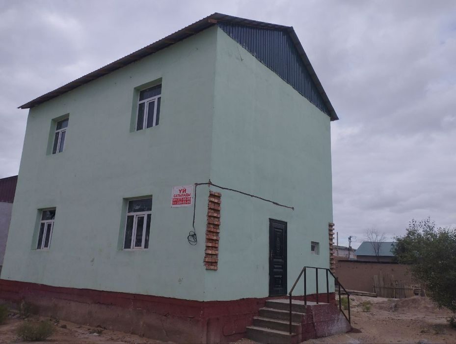 5-комнатный дом, 600 м², Нукус, на продажу