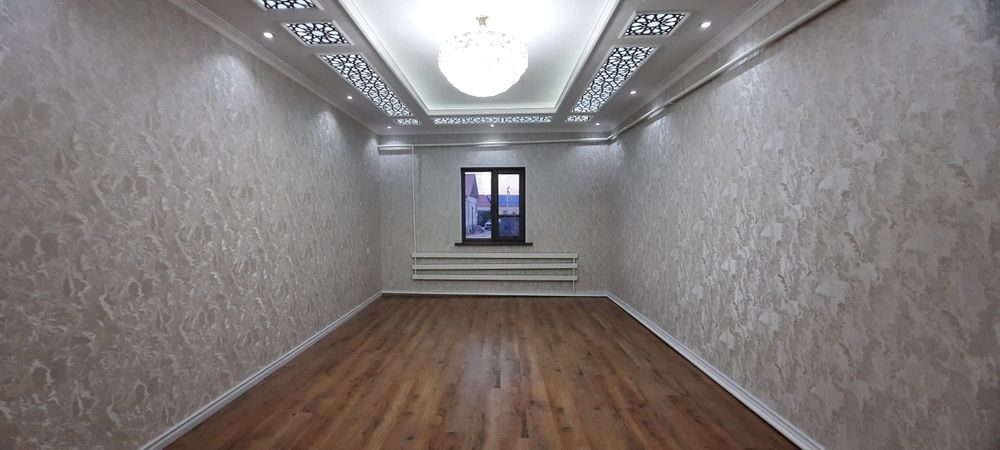 5-комнатный дом, 255 м², Нукус, на продажу