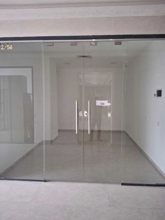 «Alfa Trade Centre» savdo markazida tezkor do'kon sotiladi