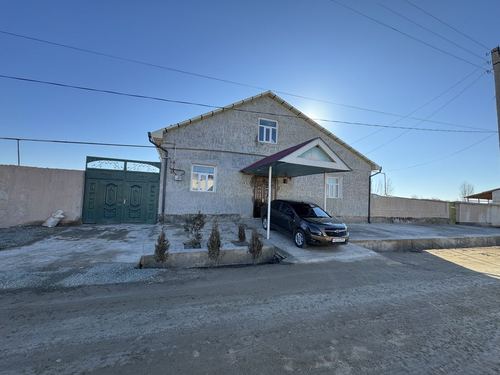 7-комнатный коттедж, 14 м²