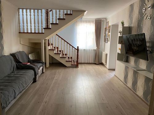 5-комнатный коттедж, 120 м²