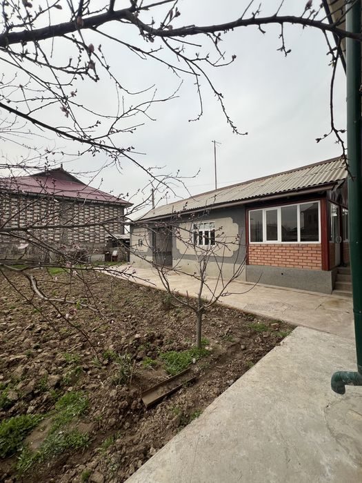 3-xonali uy, 600 m², Olmaliq, sotuvga