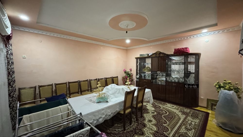 4-комнатный коттедж, 600 м², Алмалык, на продажу