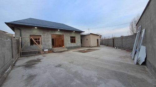 8-комнатный дом, 400 м²