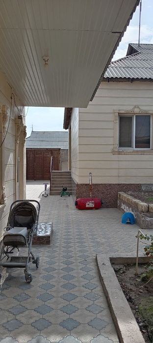 5-комнатный дом, 600 м²