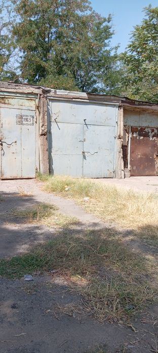 Продаётся гараж и все что в гараже.