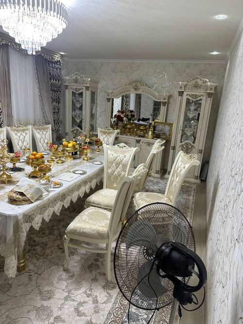 7-комнатный дом, 1000 м²