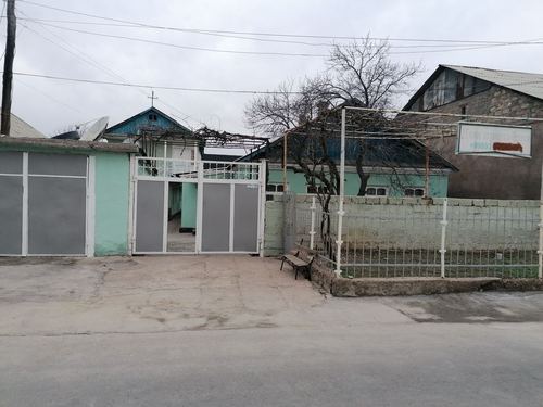 8-xonali uy, 1 m²