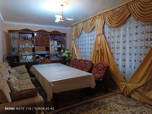5-комнатный дом, 9999 м²