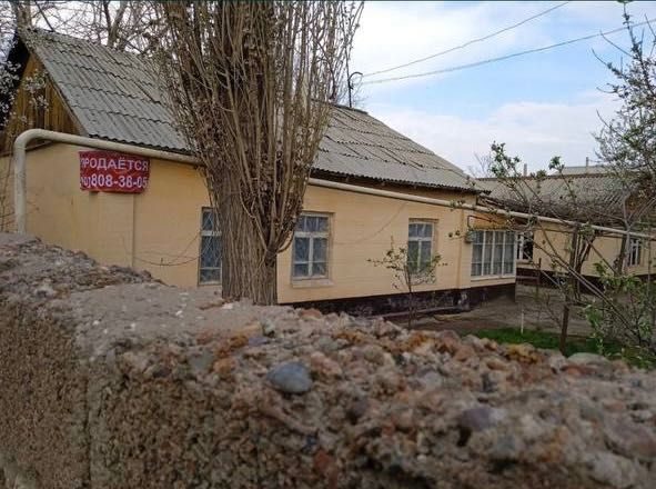 7-room house, 8 m², Almalyk, for sale