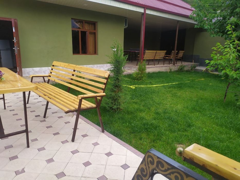 3-комнатная дача, 700 м², Ангрен, на продажу