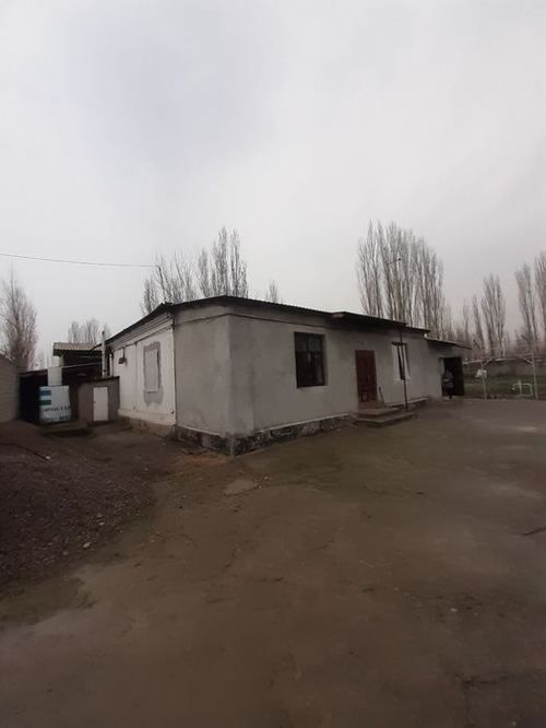 6-room house, 400 m²