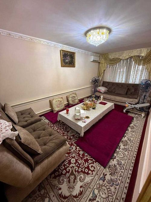 4-xonali kvartira, 74 m²