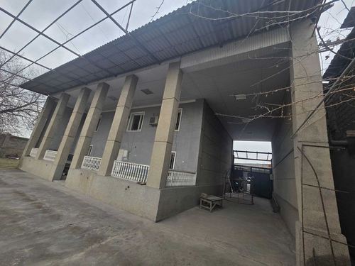 10-комнатный дом, 18 м²