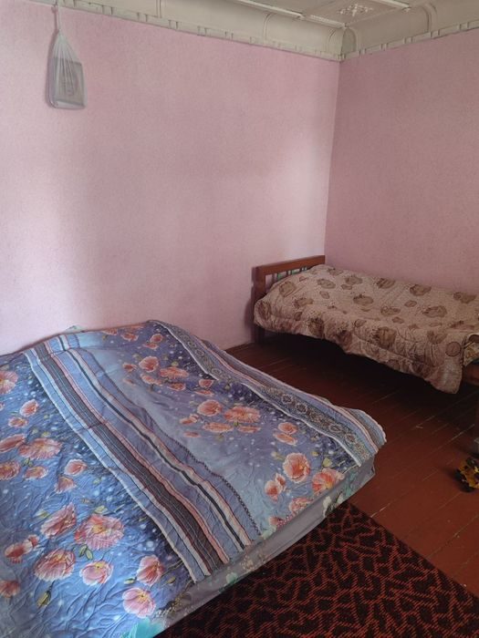5-xonali uy, 140 m², Янгибазар, sotuvga