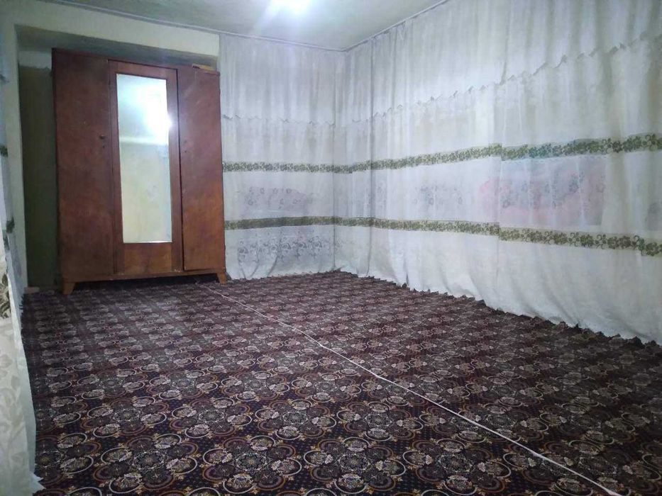 2-комнатный дом, 100 м², Янгиюль, в аренду