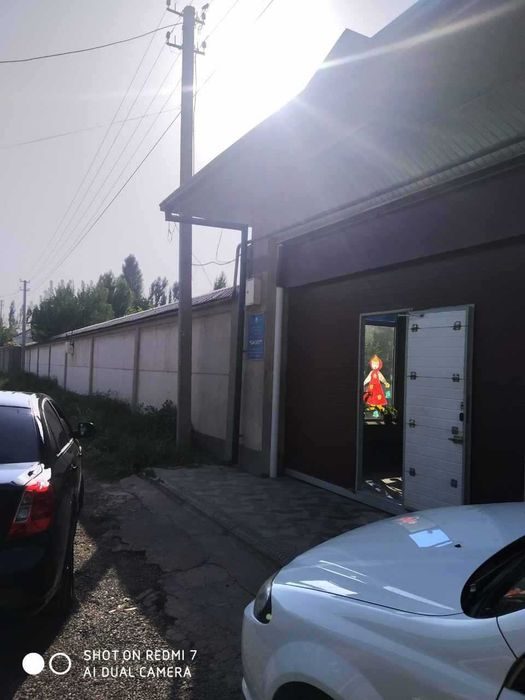 12-комнатный дом, 2000 м², Ангрен, на продажу