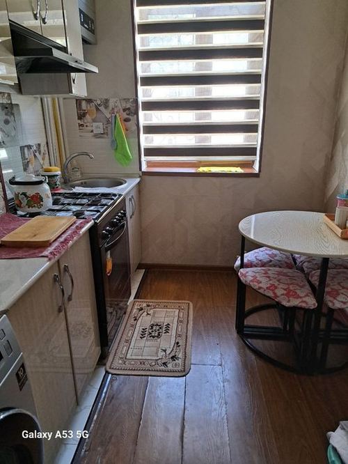 3-xonali kvartira, 65 m²