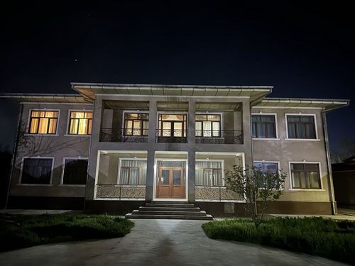 15-room cottage, 1200 m²