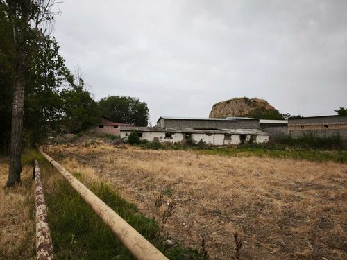 Yu  Продаётся ферма 60 соток Янгиюль, м.Жамбул, вдоль трассы М34