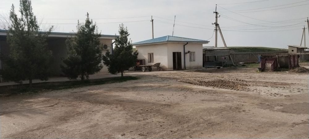 Ишлаб чиқариш базаси сотилади.