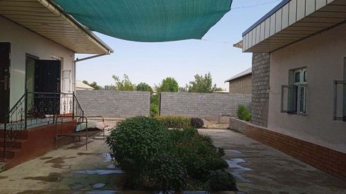 6-комнатный дом, 1700 м²