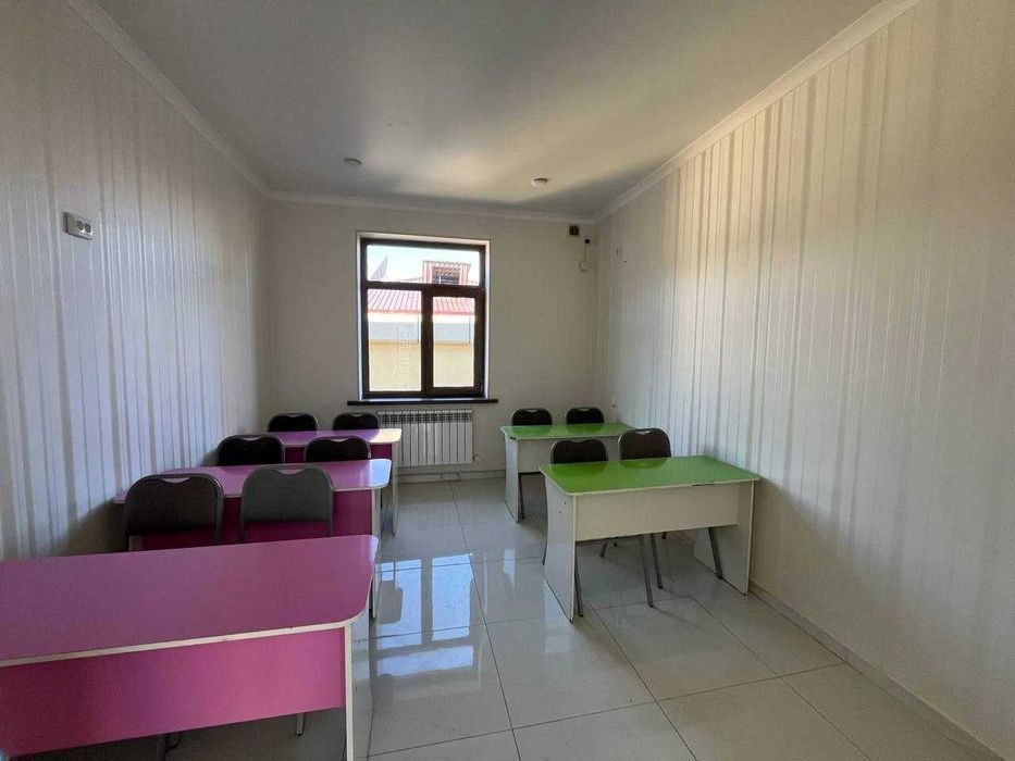 8-комнатная квартира, 200 м², Ургенч, в аренду