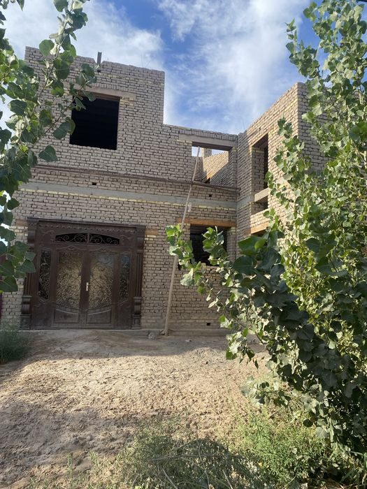 9-комнатный дом, 6500 м², Ургенч, на продажу