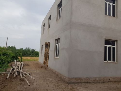 9-комнатный дом, 600 м²