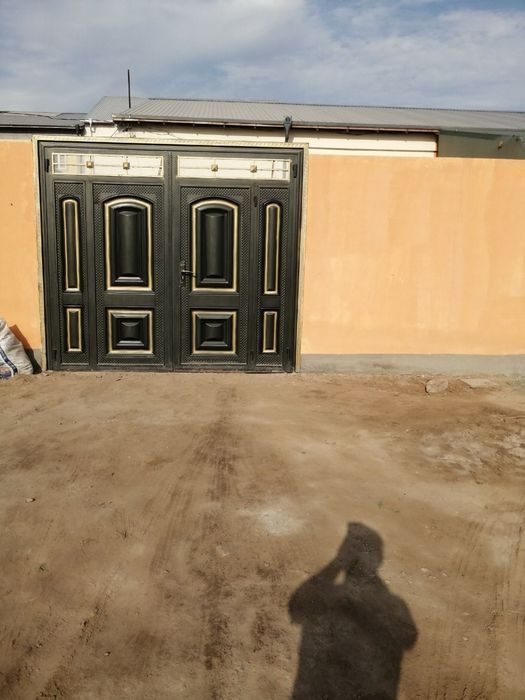 3-комнатный коттедж, 170 м², Ургенч, на продажу