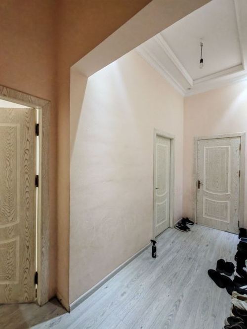 2-xonali kvartira, 70 m²