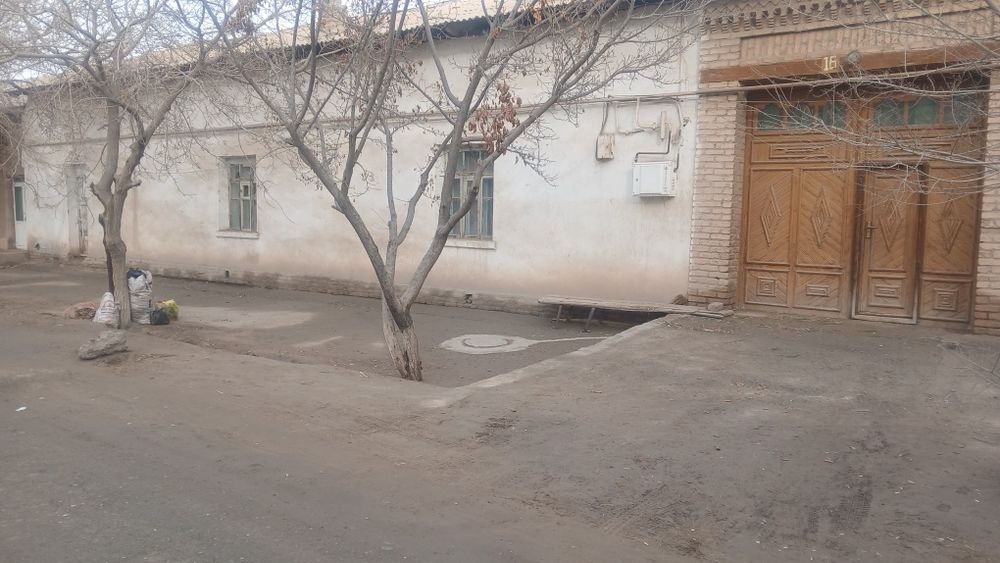 6-комнатный дом, 1320 м², Ургенч, на продажу