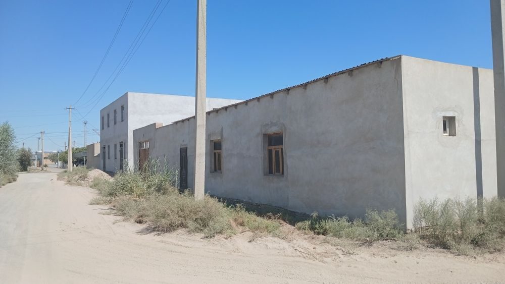3-room house part, 600 m², Urgench, for sale
