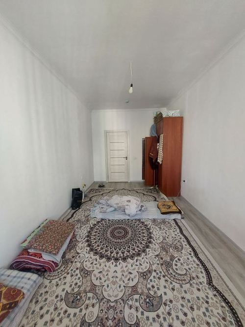 2-xonali kvartira, 70 m²