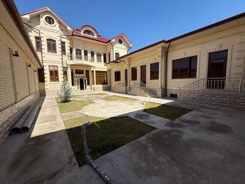 12-xonali uy, 664 m²