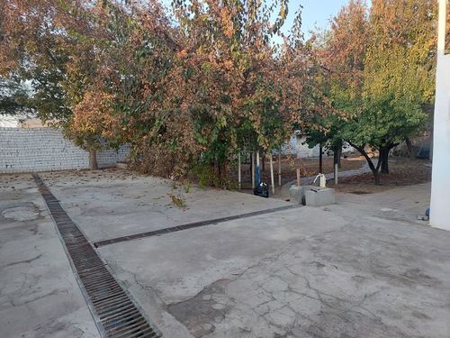 7-xonali uy, 1000 m²