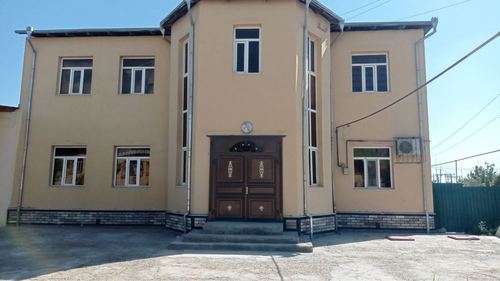 8-комнатный дом, 450 м²