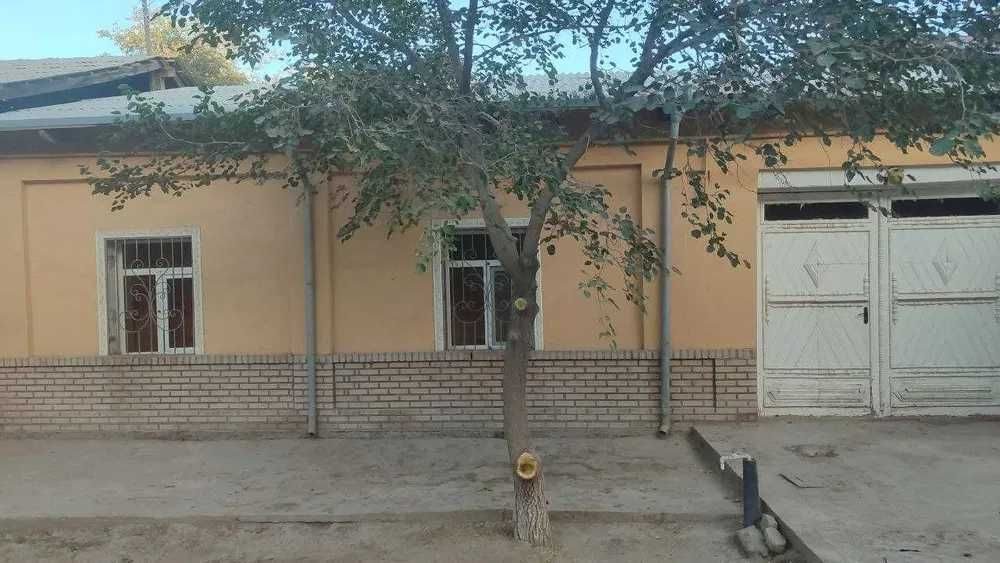 10-xonali uy, 450 m², Urganch, ijaraga
