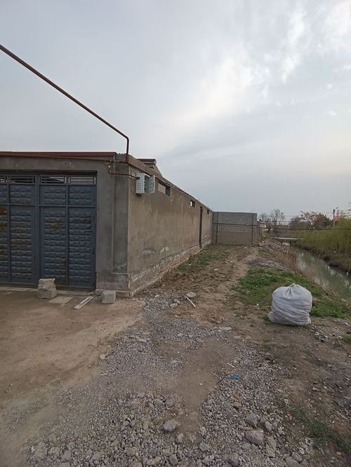 5-комнатная часть дома, 300 м²
